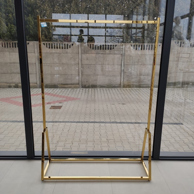 auksine metaline kabykla