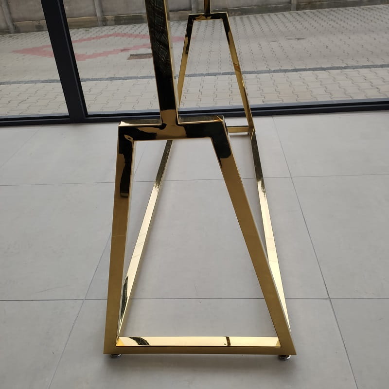 auksine metaline kabykla