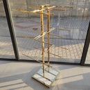 Auksinė metalinė kabykla Santa